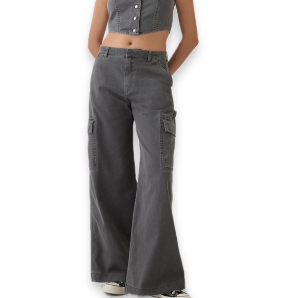 Gap Mid Rise Cargo Baggy Black Wash Jeans - Picture 1 of 12
